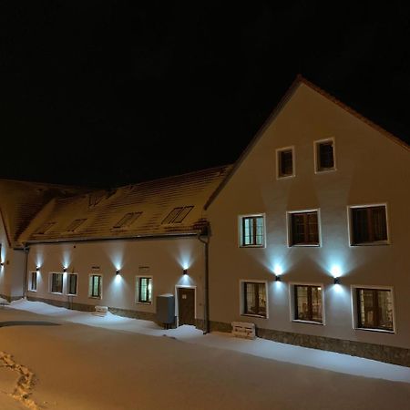 Zajazd Zacheta Kamienna Gora Esterno foto
