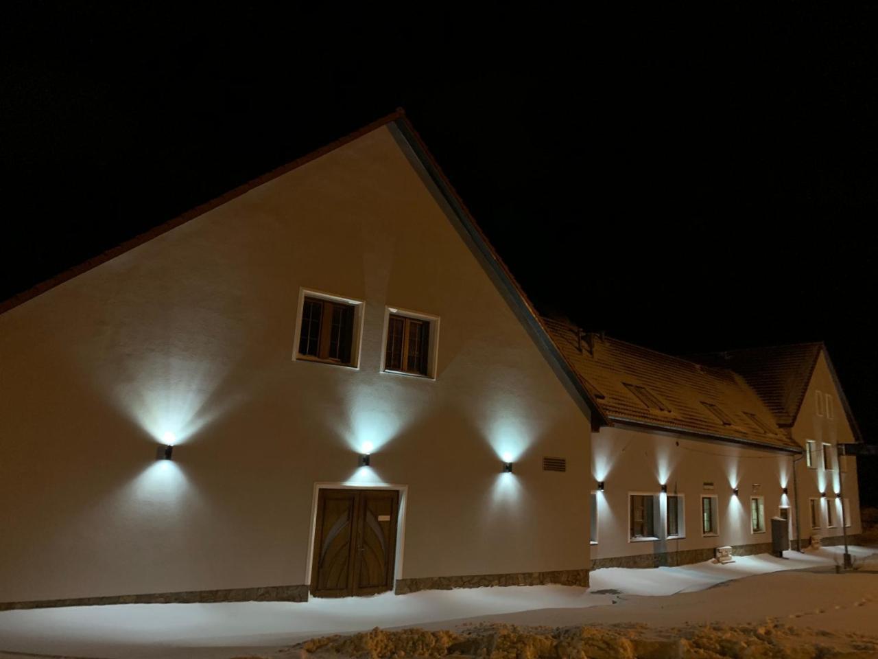 Zajazd Zacheta Kamienna Gora Esterno foto